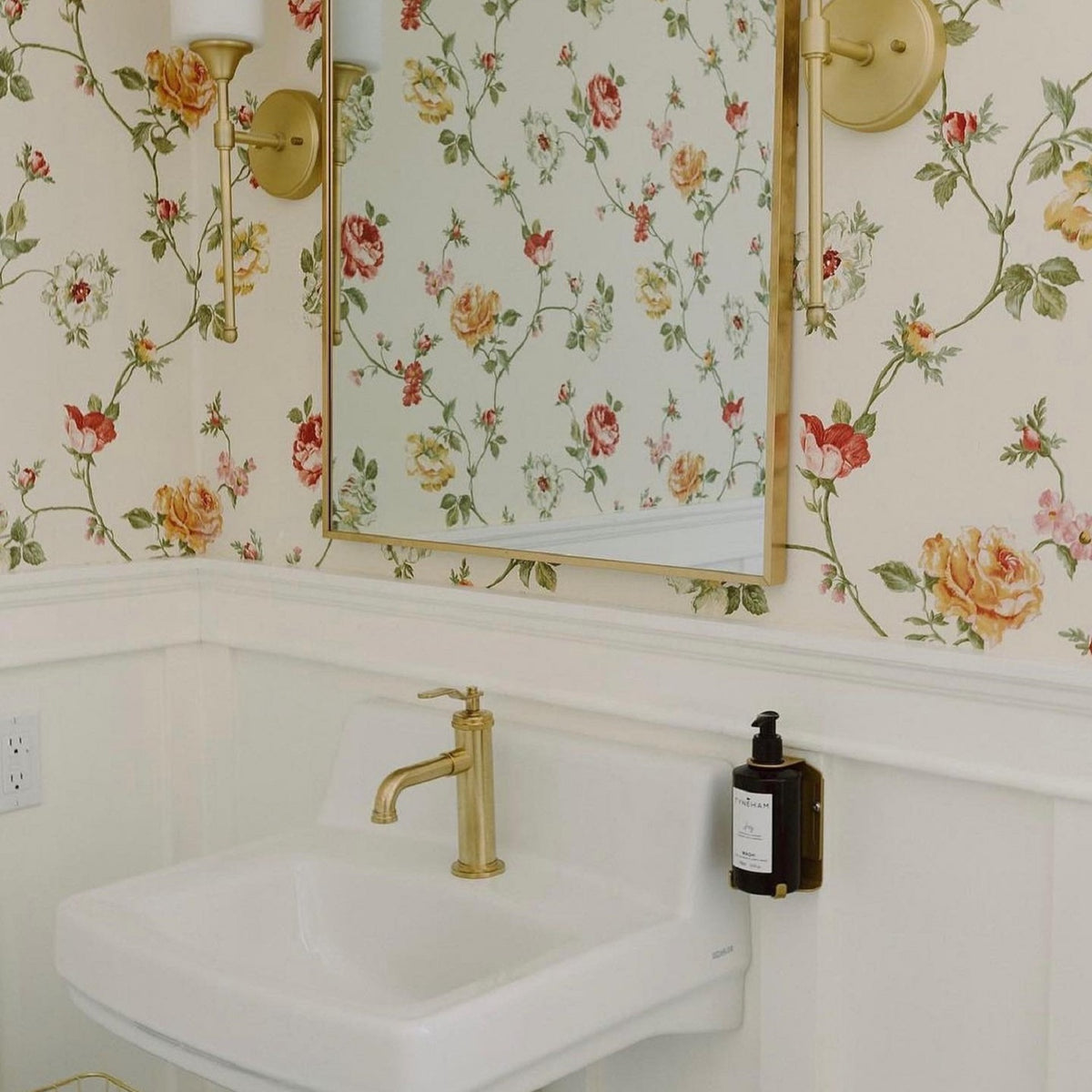 Single 300ml Security Wall Mounted Holder